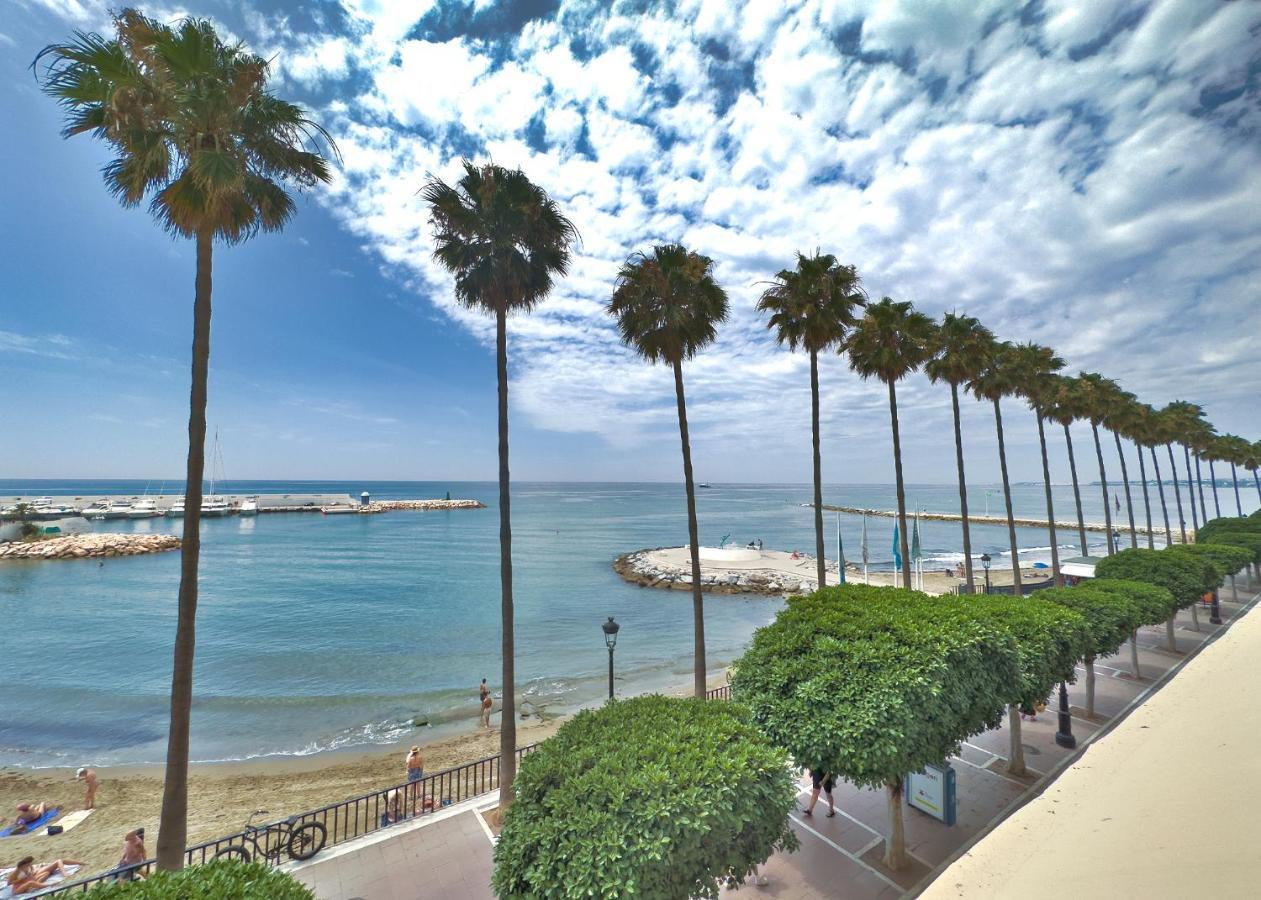 Amazing Sea Views Over Marbella Port Exterior photo